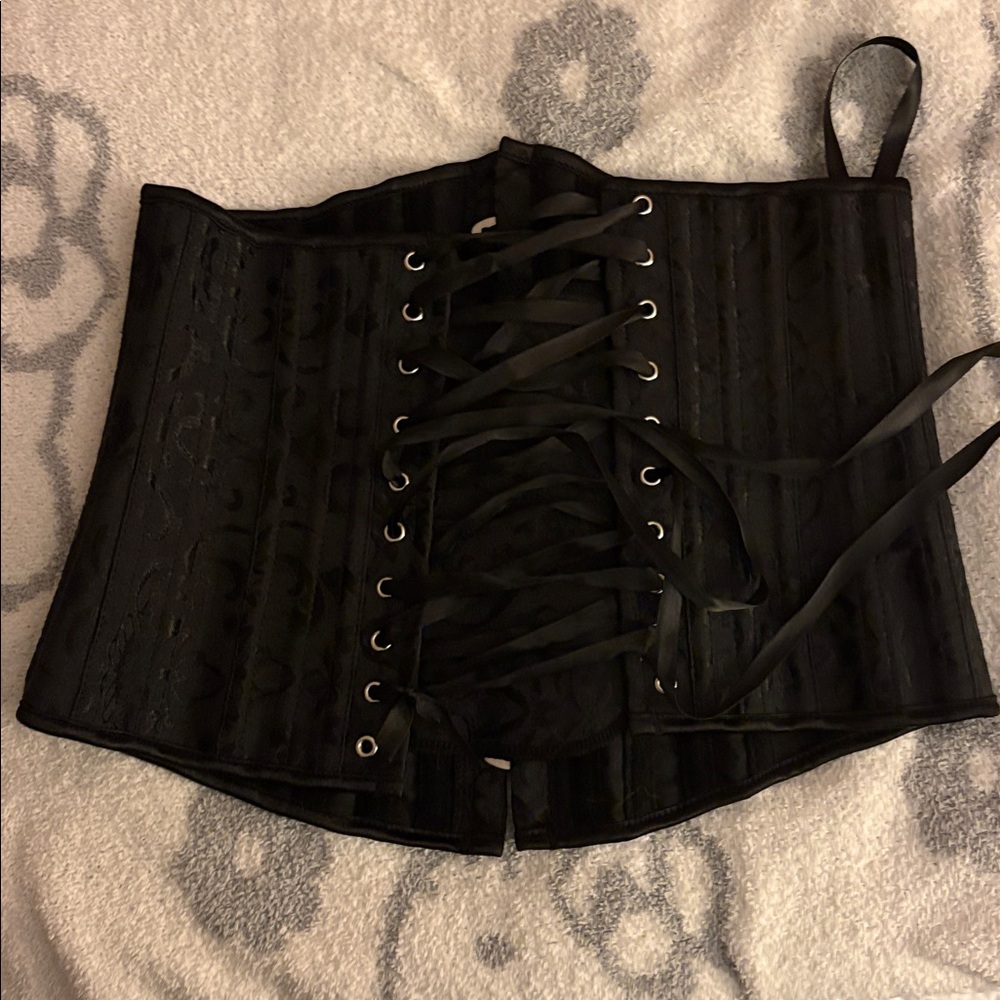 Black corset - Picture 2 of 2